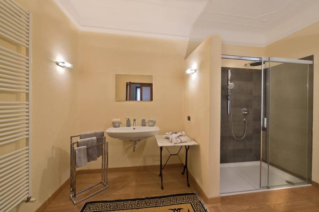 C-Rooms, Residenza Correggio Parma Exterior foto